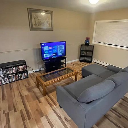 אנקורג' Centrally Located 2Br Spacious High-Speed Internet מראה חיצוני תמונה